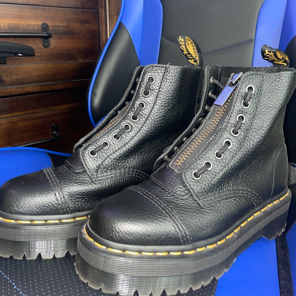 Platform Doc Martens